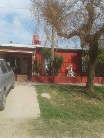 Casa en Pueblo Irigoyen 