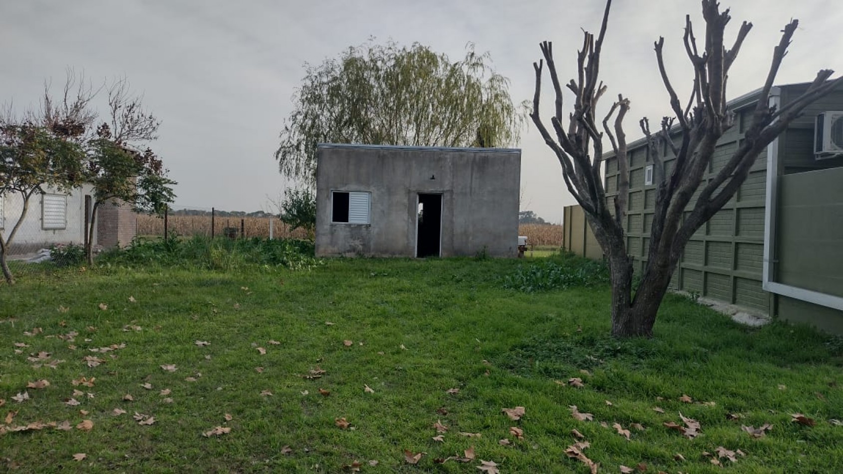 CASA EN CONSTRUCCION A 50 MTS DEL RIO EN COL. MASCIAS