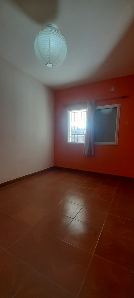 Oportunidad Casa 2 Dorm/ Cochera y Gran Patio Verde Frutos 2764,Villa Lujan, Santo Tome.