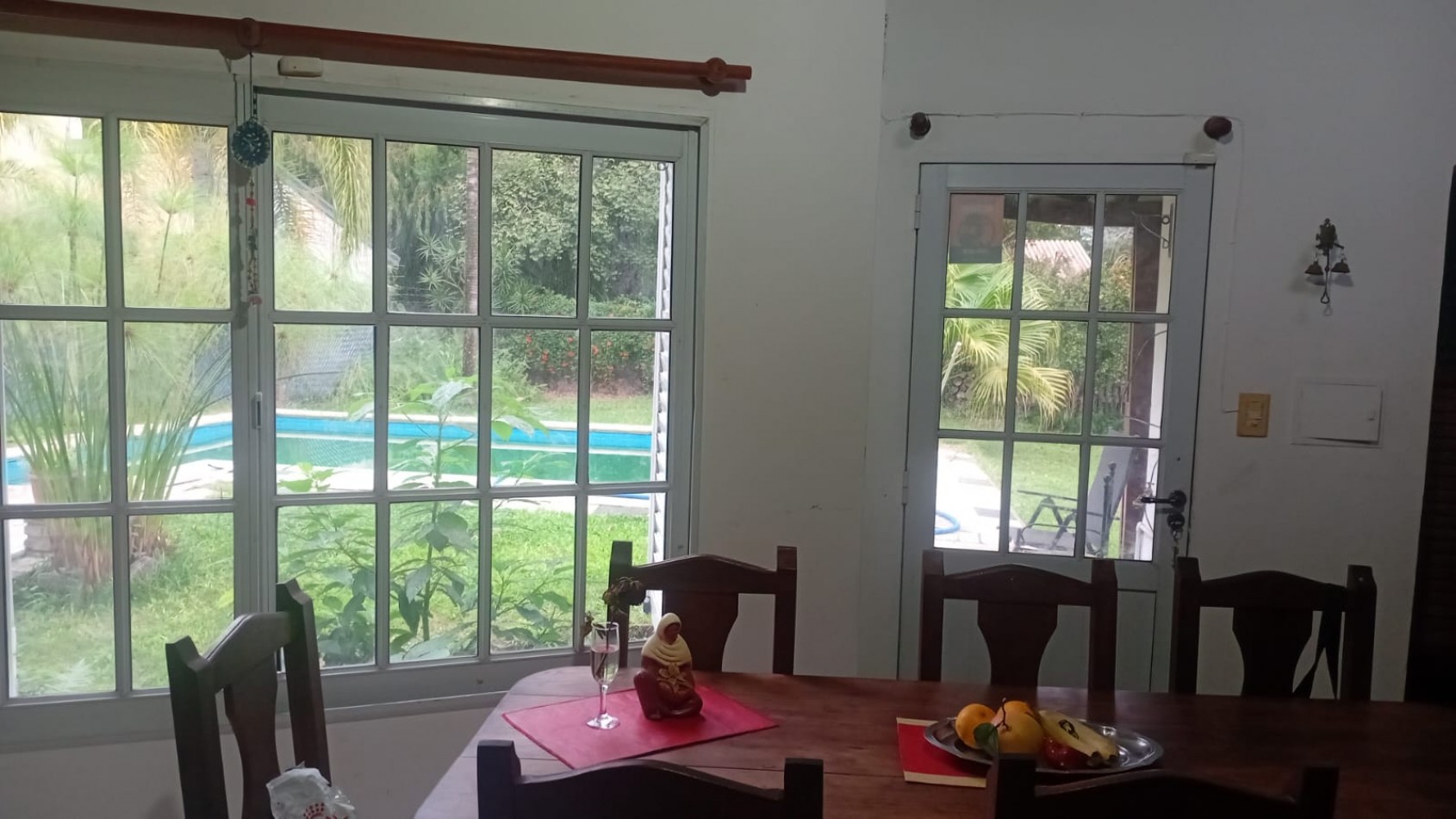 IMPONENTE CASA EN VILLA CALIFORNIA