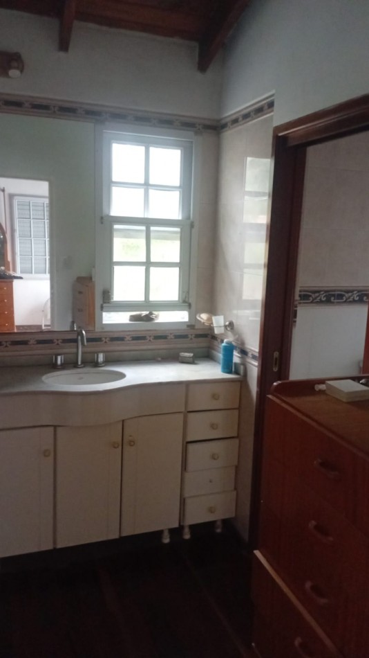 IMPONENTE CASA EN VILLA CALIFORNIA