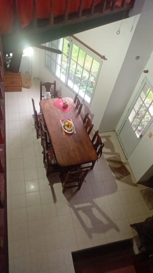 IMPONENTE CASA EN VILLA CALIFORNIA