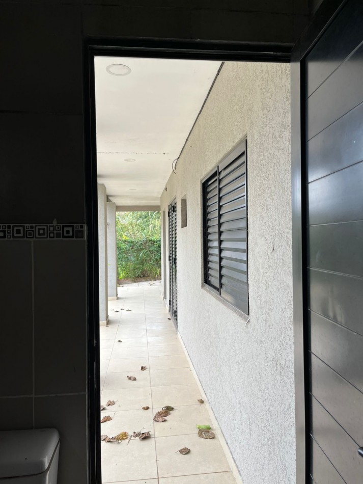 CASA QUINTA EN ARROYO LEYES EXCELENTE UBICACION Y ESTADO !! INVERSORES O PRIMERA VIVIENDA !!