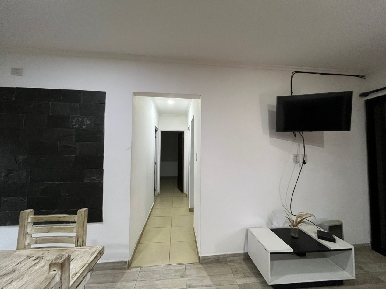 CASA QUINTA EN ARROYO LEYES EXCELENTE UBICACION Y ESTADO !! INVERSORES O PRIMERA VIVIENDA !!