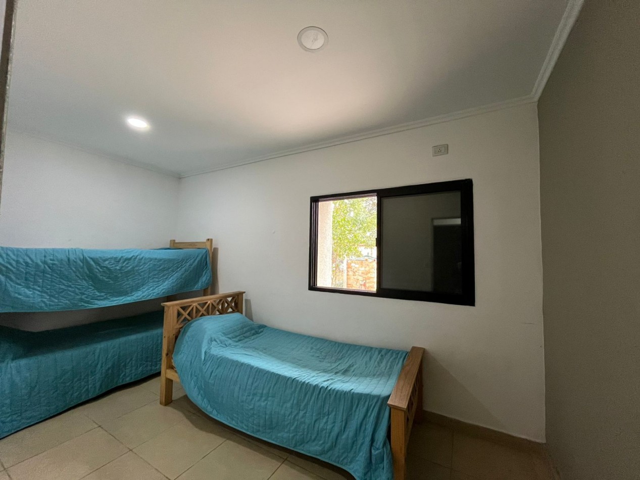 CASA QUINTA EN ARROYO LEYES EXCELENTE UBICACION Y ESTADO !! INVERSORES O PRIMERA VIVIENDA !!