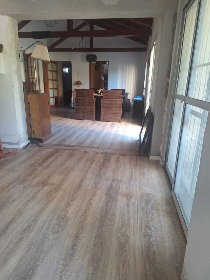 CASA QUINTA EN ARROYO LEYES EXCELENTE UBICACION Y ESTADO !! INVERSORES O PRIMERA VIVIENDA !!
