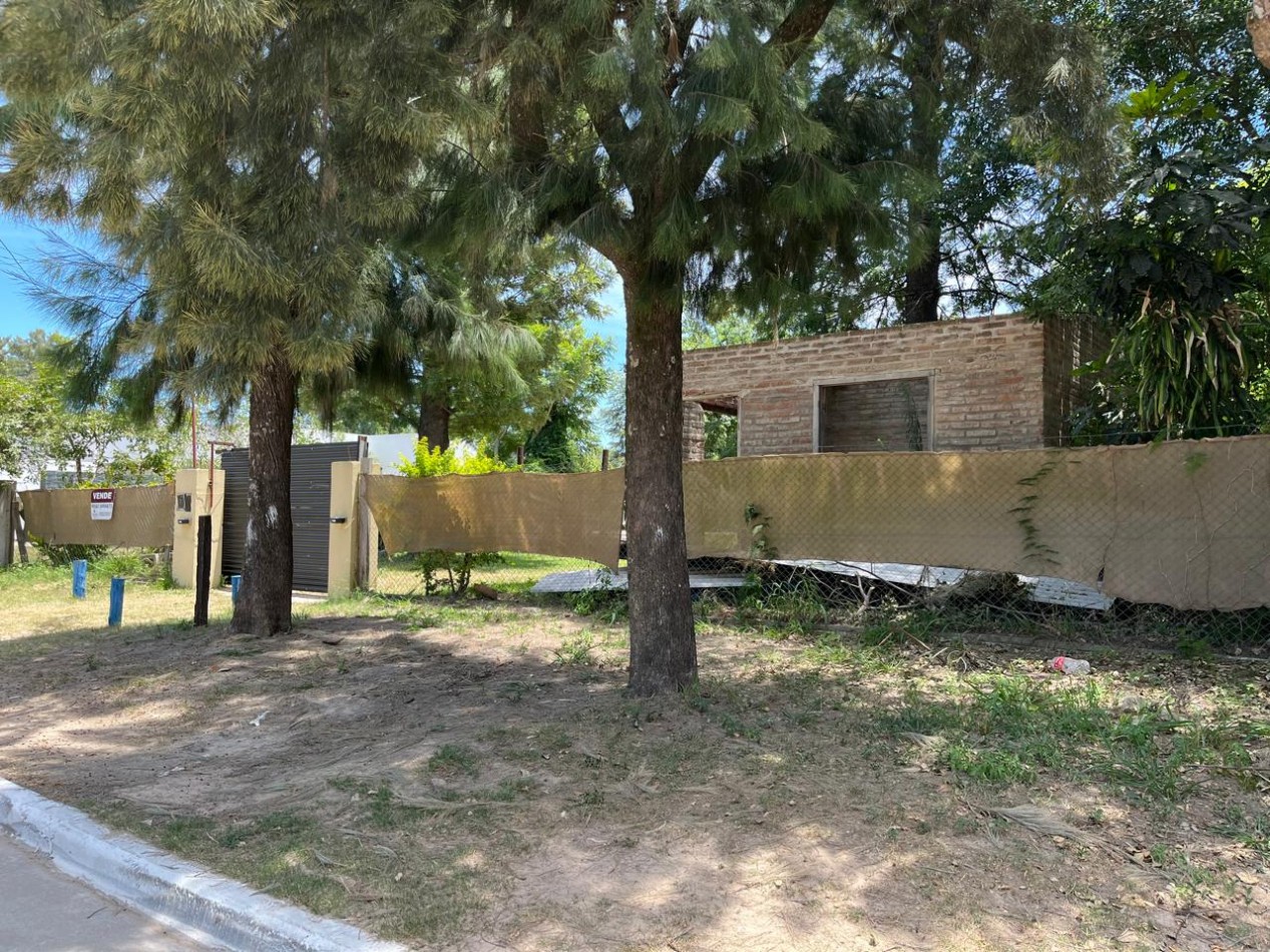 CASA QUINTA TIPO QUINCHO CON MUCHO VERDE Y PISCINA !! IMPERDIBLE !!