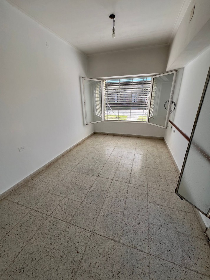 GRAN VIVIENDA EN ESQUINA - SAN JERONIMO NORTE