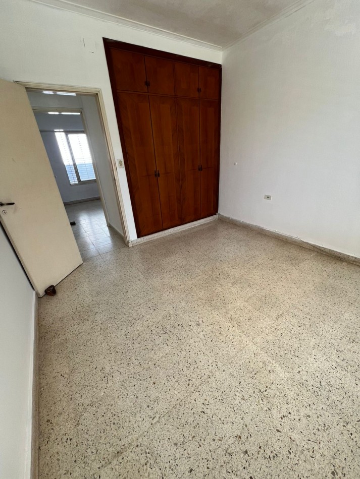 GRAN VIVIENDA EN ESQUINA - SAN JERONIMO NORTE