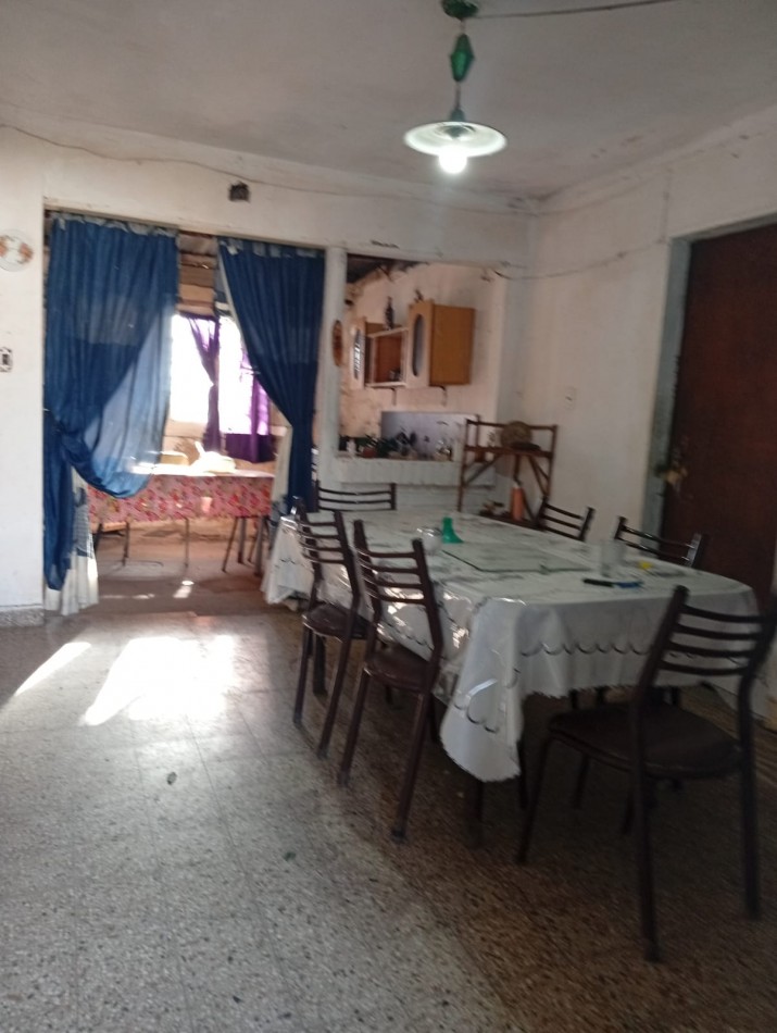 DOS PROPIEDADES EN UN MISMO LOTE RUTA 1 KM 7