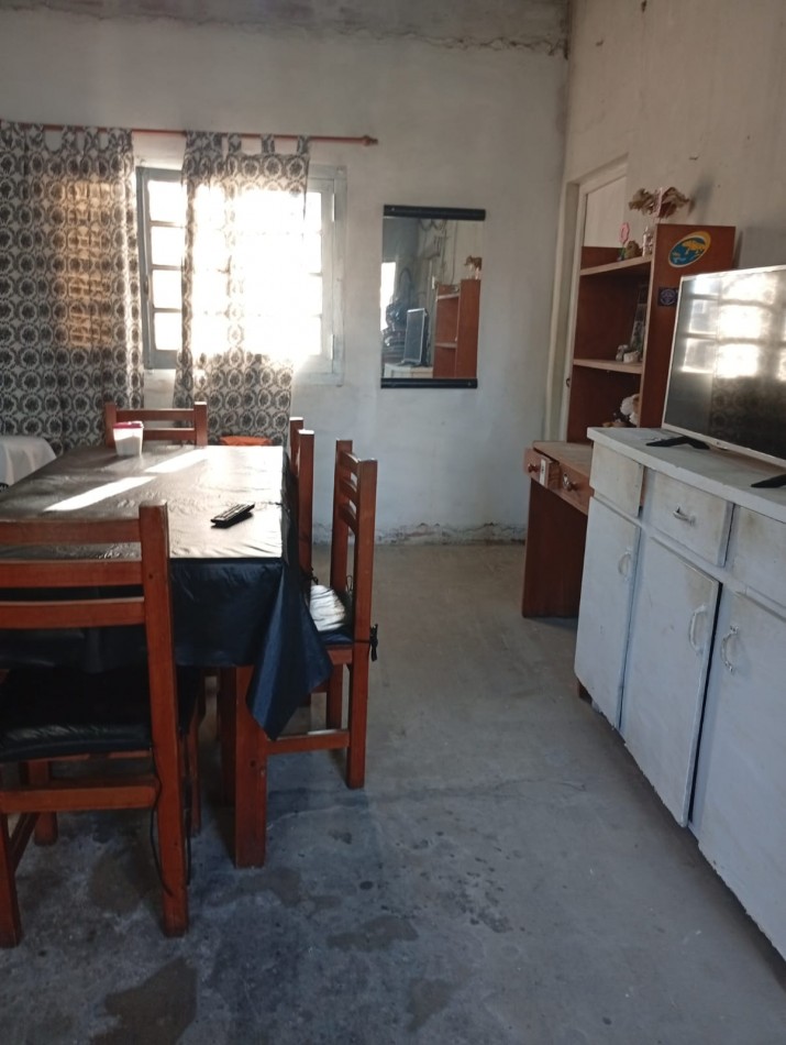 DOS PROPIEDADES EN UN MISMO LOTE RUTA 1 KM 7