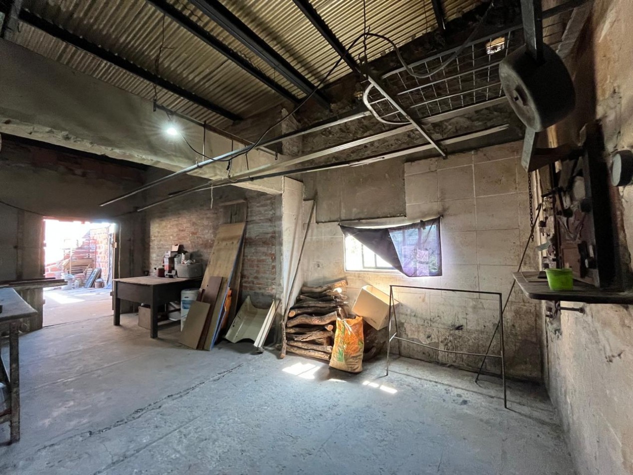 DOS CASAS EN UN MISMO TERRENO, UNA CON PANIFICADORA !! OPORTUNIDAD DE INVERSION O PRIMERA VIVIENDA !! 