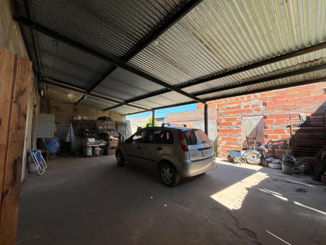 DOS CASAS EN UN MISMO TERRENO, UNA CON PANIFICADORA !! OPORTUNIDAD DE INVERSION O PRIMERA VIVIENDA !! 