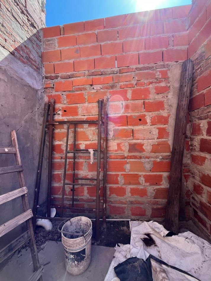 DOS CASAS EN UN MISMO TERRENO, UNA CON PANIFICADORA !! OPORTUNIDAD DE INVERSION O PRIMERA VIVIENDA !! 