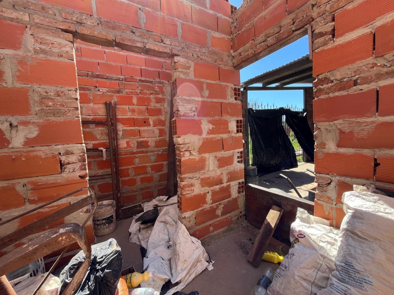 DOS CASAS EN UN MISMO TERRENO, UNA CON PANIFICADORA !! OPORTUNIDAD DE INVERSION O PRIMERA VIVIENDA !! 