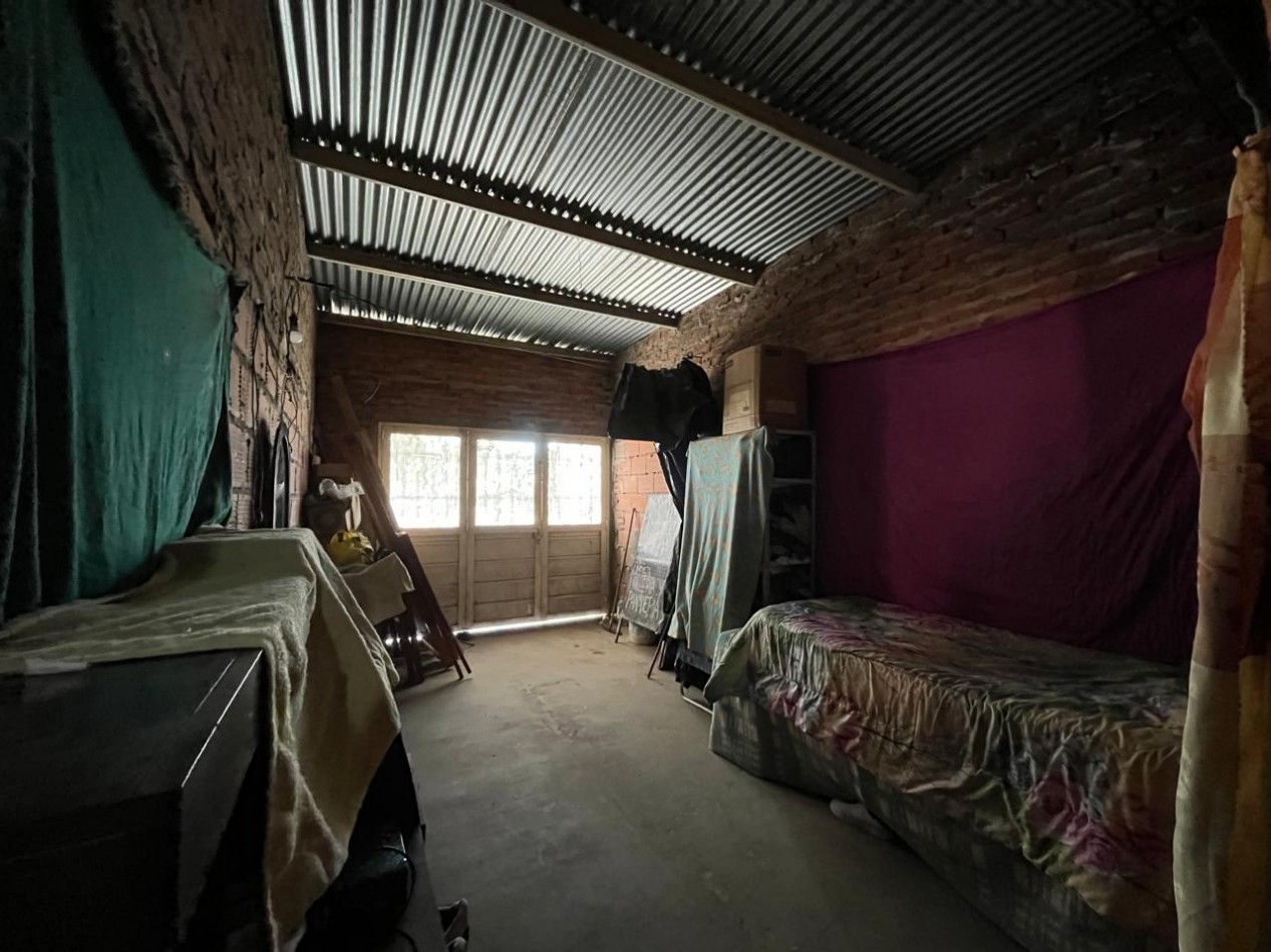 DOS CASAS EN UN MISMO TERRENO, UNA CON PANIFICADORA !! OPORTUNIDAD DE INVERSION O PRIMERA VIVIENDA !! 