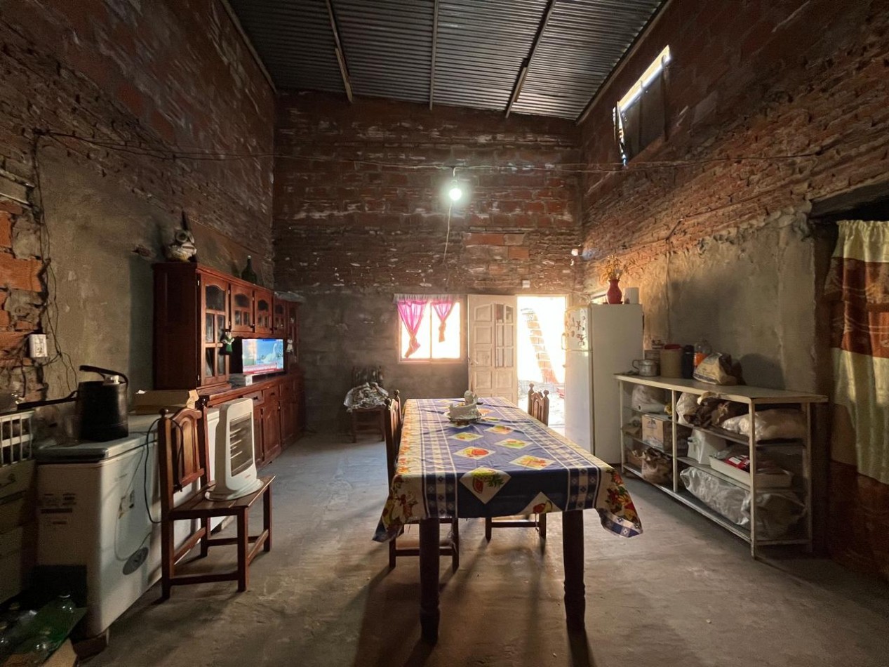 DOS CASAS EN UN MISMO TERRENO, UNA CON PANIFICADORA !! OPORTUNIDAD DE INVERSION O PRIMERA VIVIENDA !! 