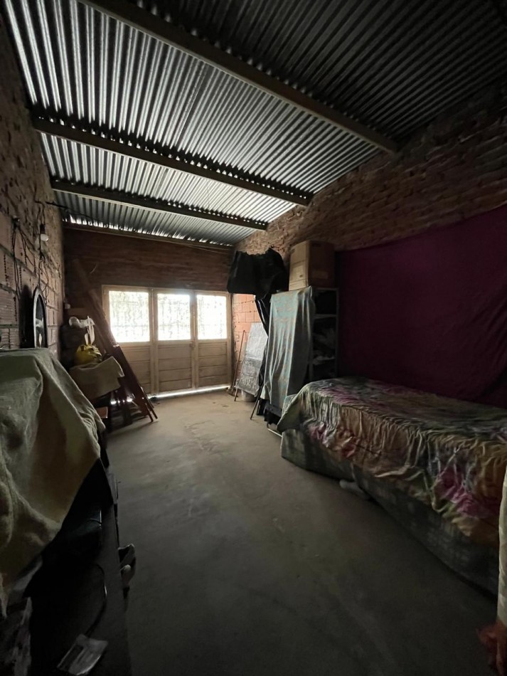 DOS CASAS EN UN MISMO TERRENO, UNA CON PANIFICADORA !! OPORTUNIDAD DE INVERSION O PRIMERA VIVIENDA !! 