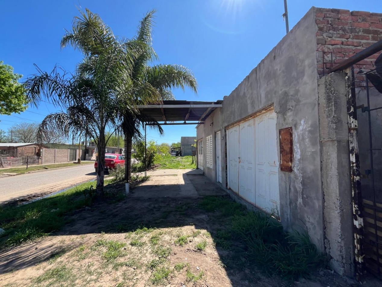 DOS CASAS EN UN MISMO TERRENO, UNA CON PANIFICADORA !! OPORTUNIDAD DE INVERSION O PRIMERA VIVIENDA !! 