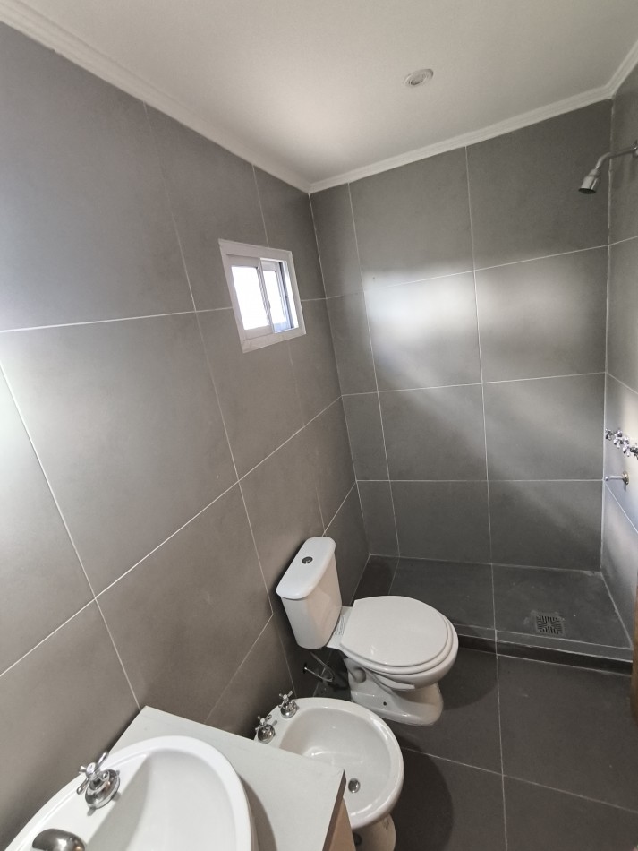 Casa a estrenar en la localidad de Candioti 