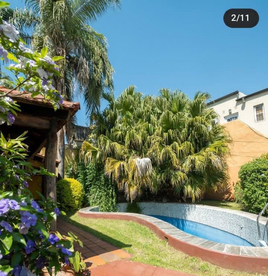 SE VENDE PROPIEDAD EN 4 DE ENERO 1800. EXCELENTE UBICACION.