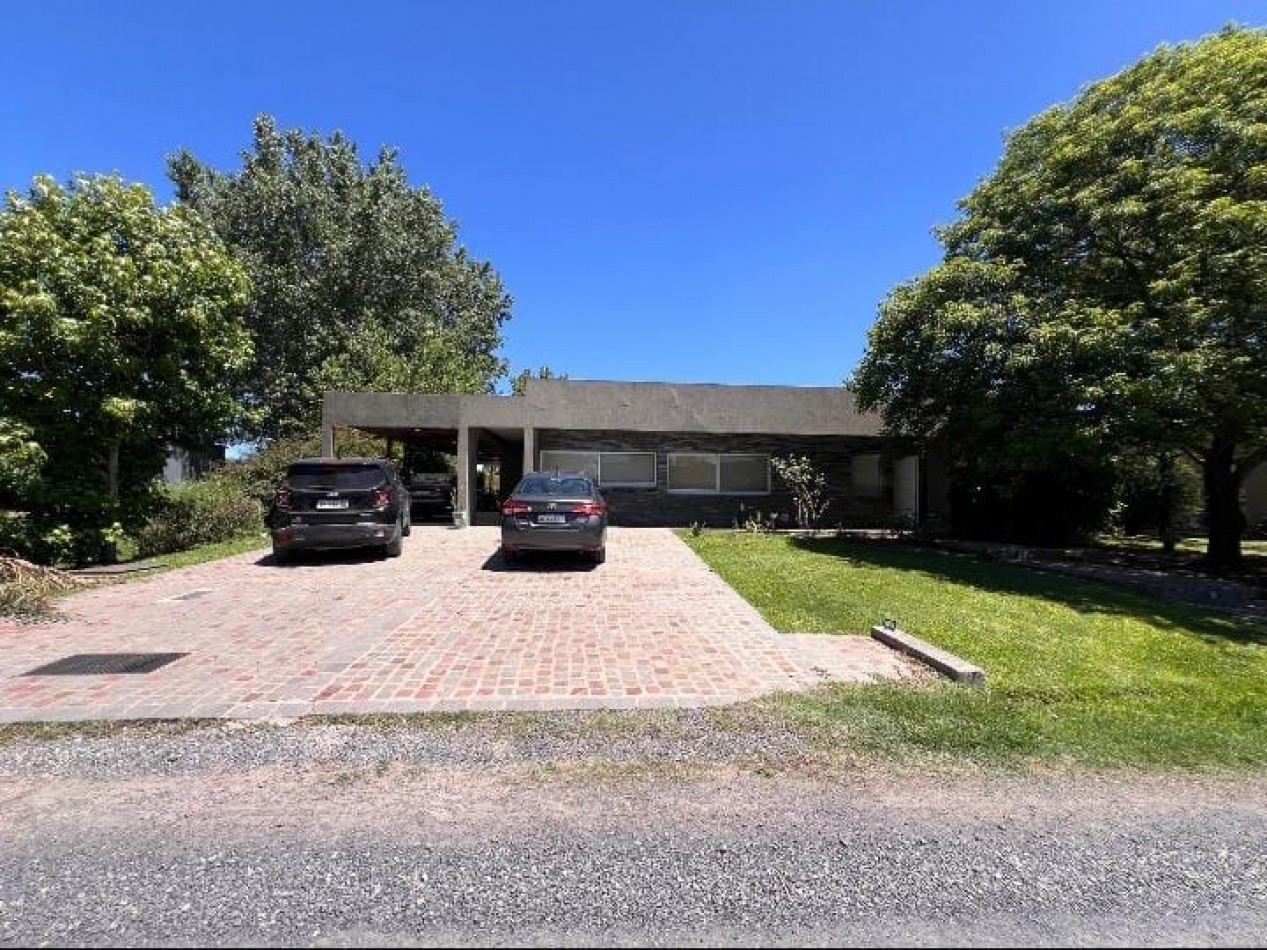 Casa Country Aires del Llano !!