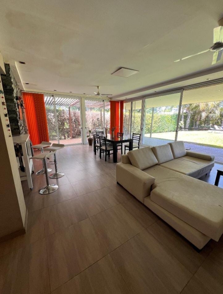 Casa Country Aires del Llano !!