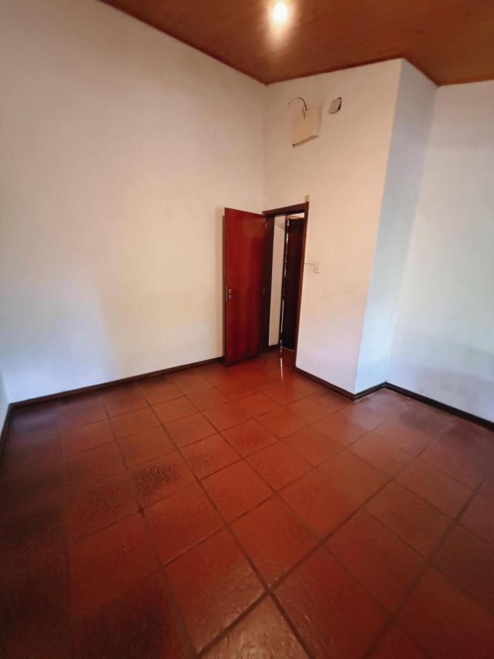 Espectacular CASAQUINTA de 3 dormitorios