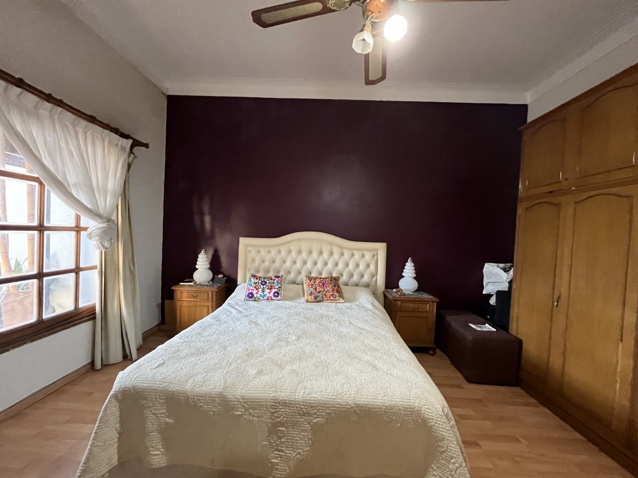 CASA IMPECABLE CON PISCINA Y DE GRAN TAMAÑO ! OPORTUNIDAD ! 