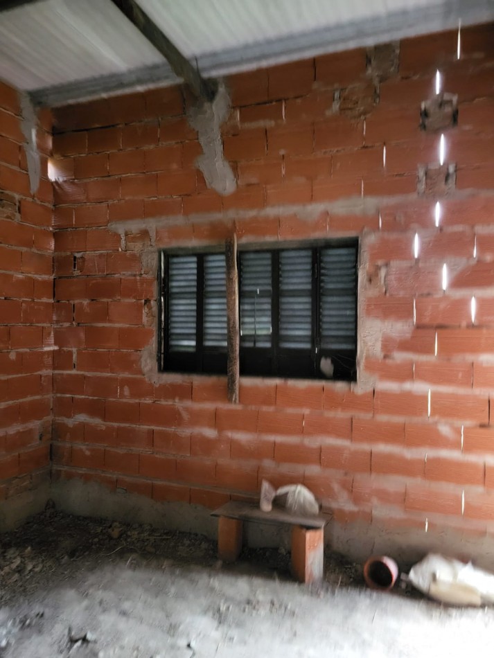 Terreno con edificacion a la venta