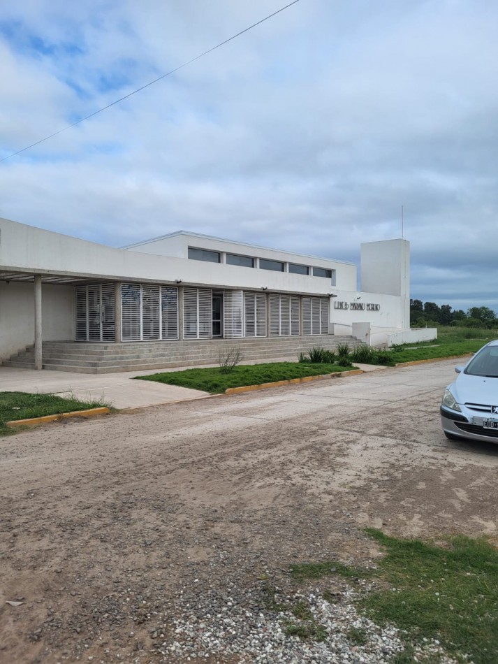 Terreno con edificacion a la venta