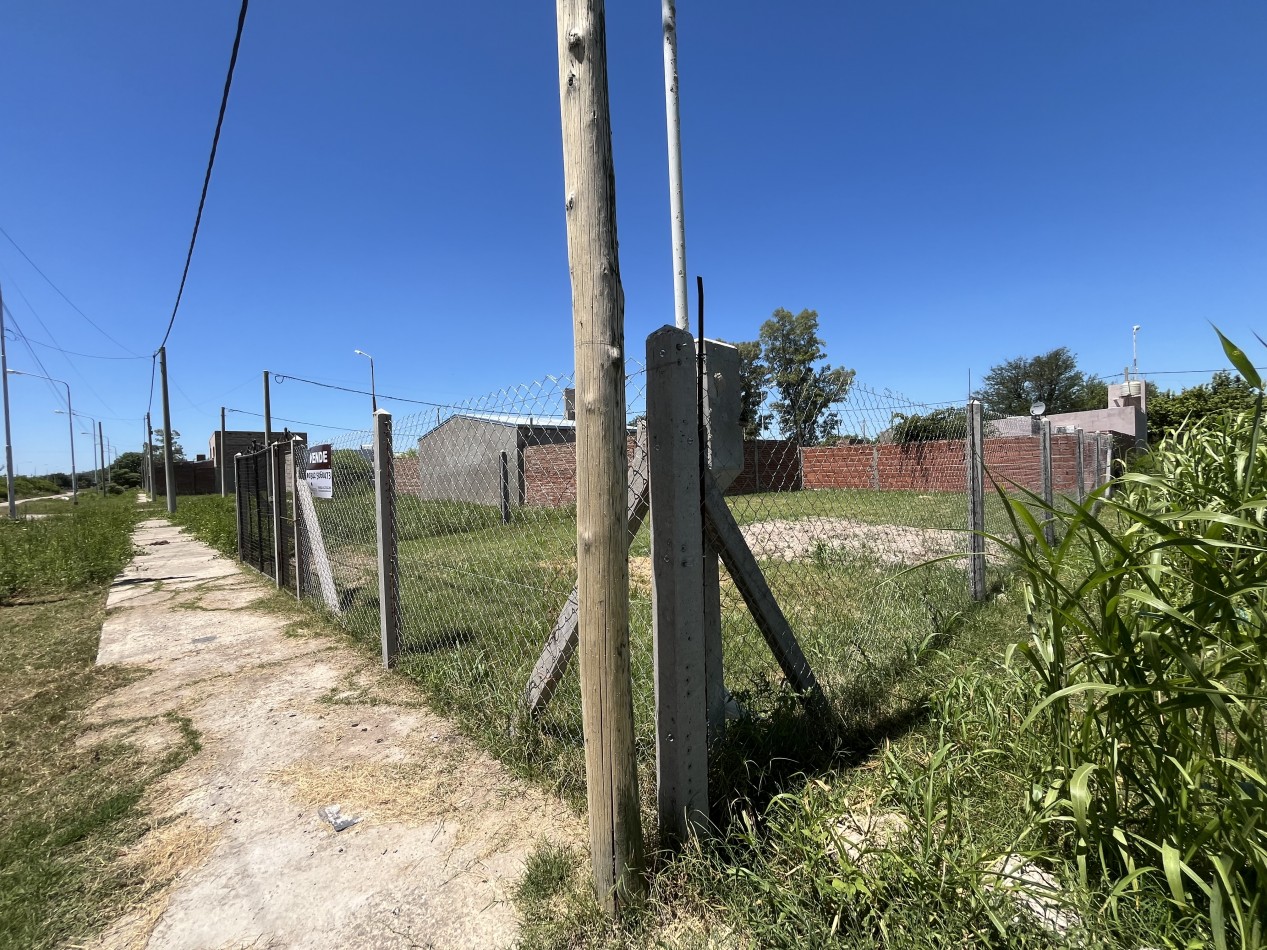 TERRENO EXCELENTE ESTADO Y UBICACION EN LAGUNA PAIVA