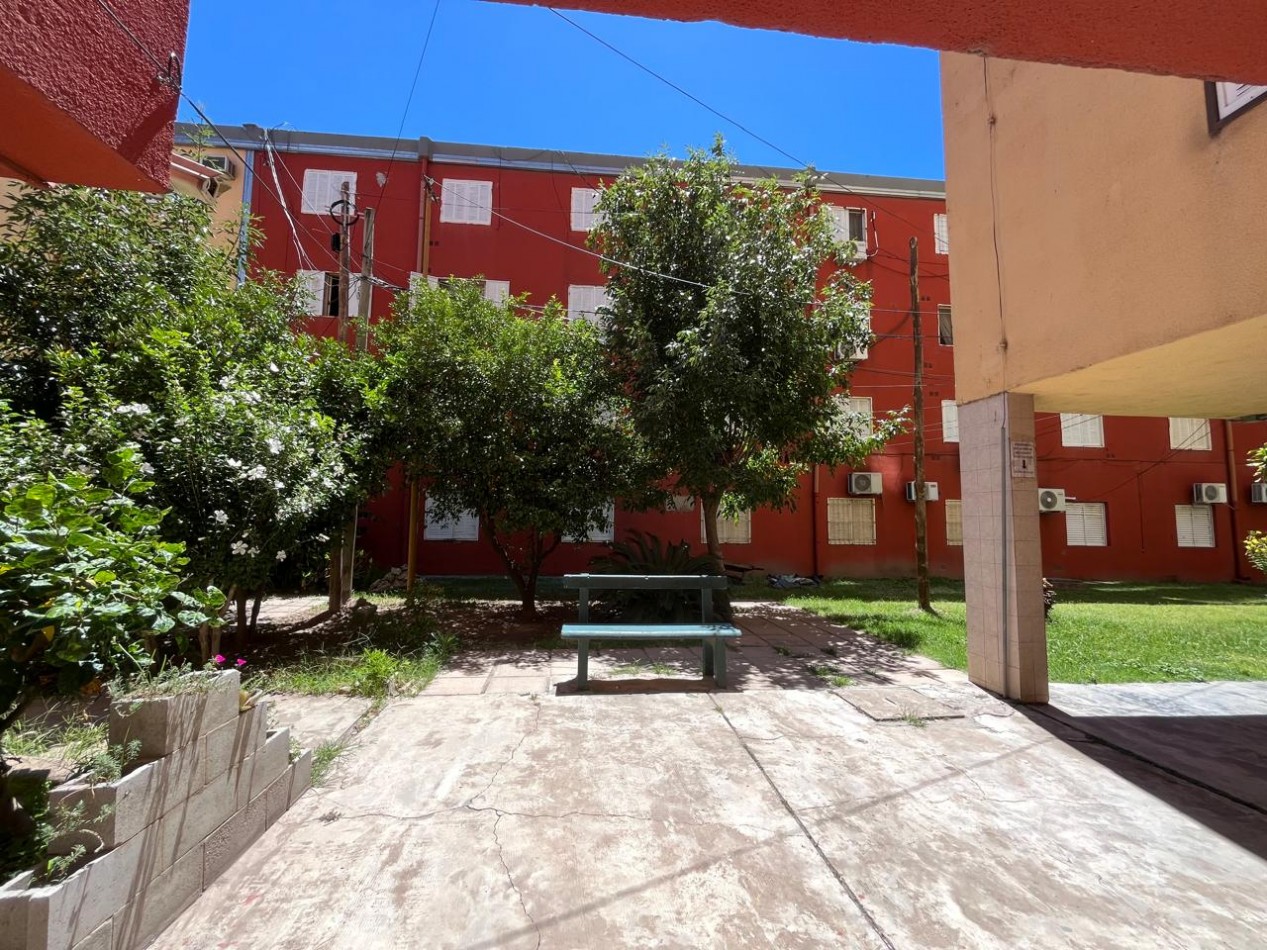 DEPARTAMENTO EN LAS FLORES II IMPECABLE !!