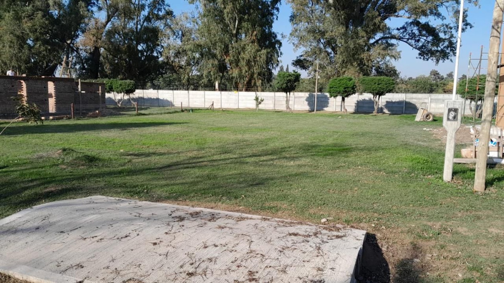 LOTE EN COUNTRY LOS MOLINOS