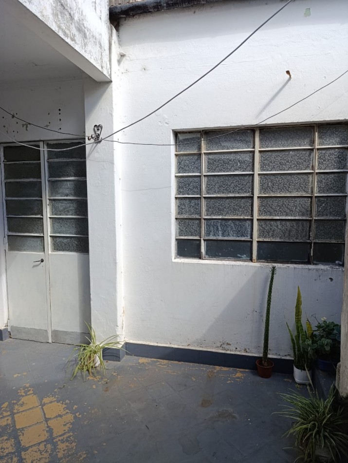 Departamento Interno sobre Av. Freyre 3040 - A 50 metros del Club Atletico Union 