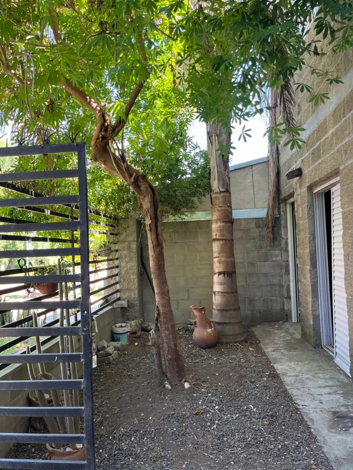 CASA + DEPARTAMENTO EN OPORTUNIDAD DE INVERSION O PRIMERA VIVIENDA !!