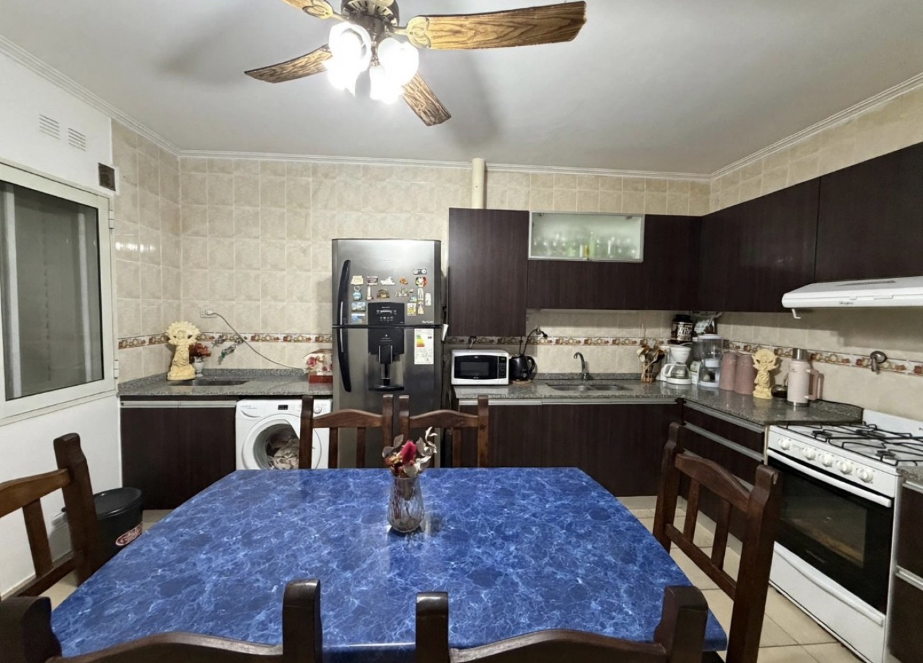 CASA CON PISCINA ! OPORTUNIDAD EN EL CORAZON DE BARRIO BELGRANO 