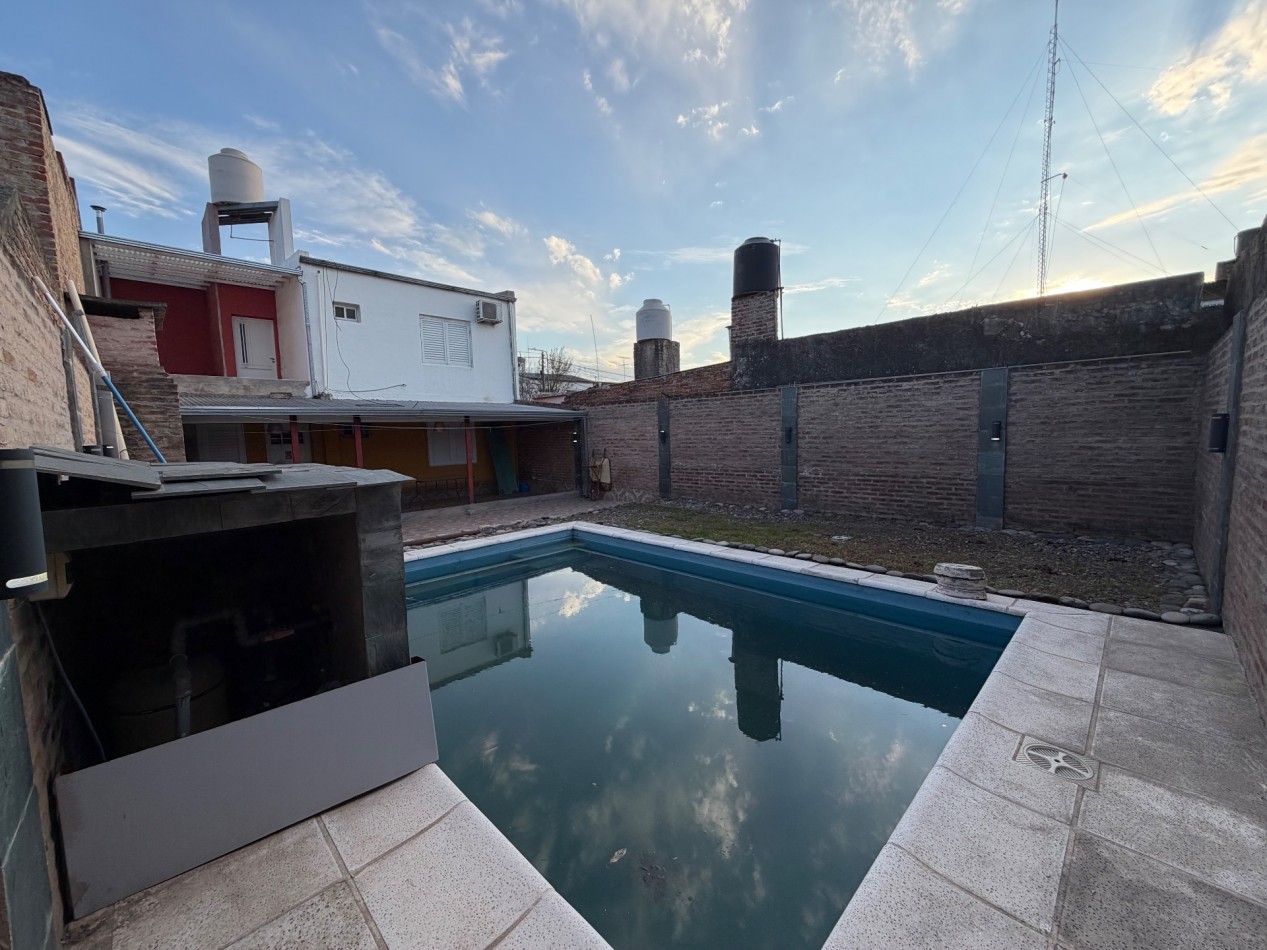 CASA CON PISCINA ! OPORTUNIDAD EN EL CORAZON DE BARRIO BELGRANO 