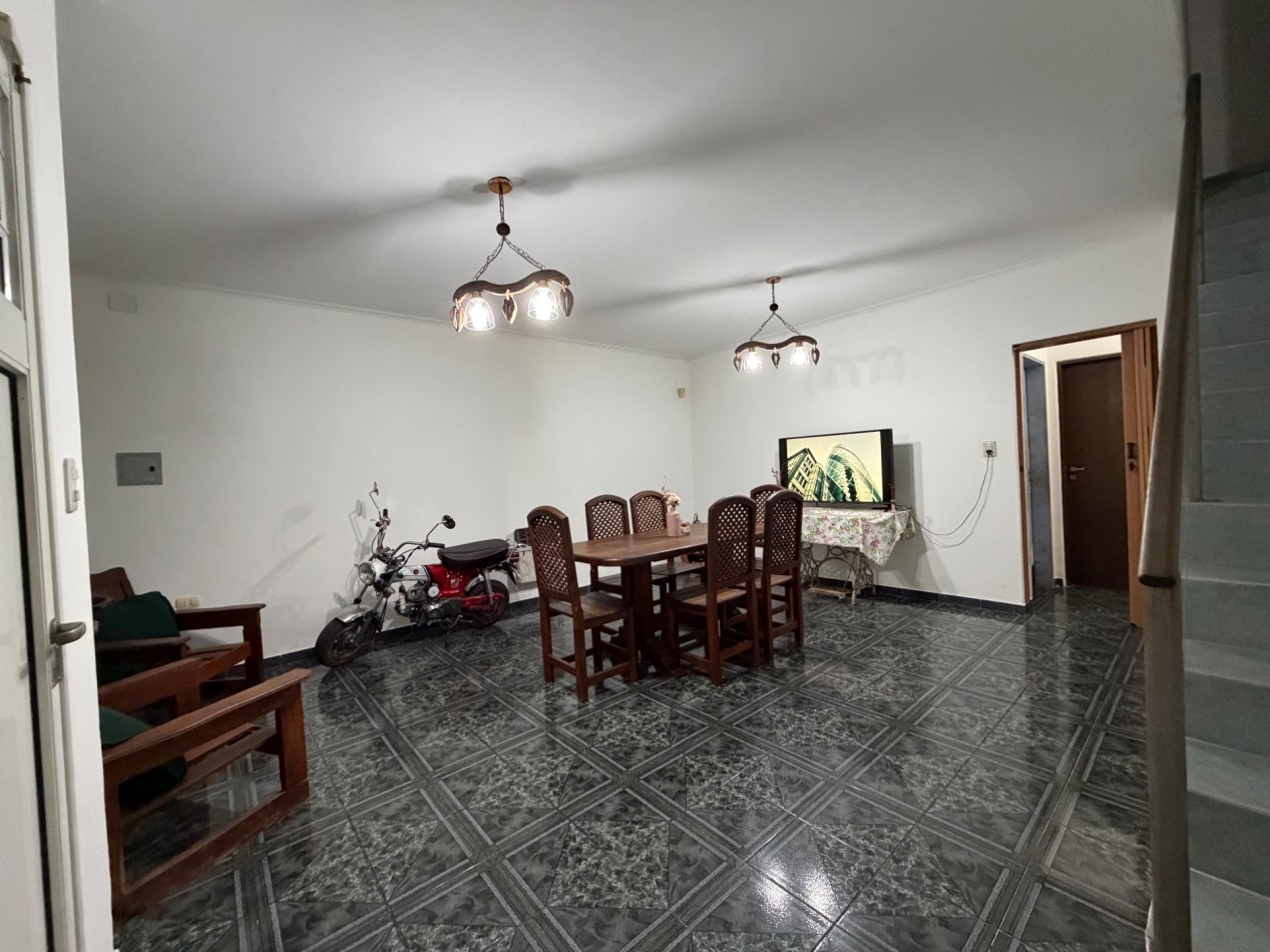 CASA CON PISCINA ! OPORTUNIDAD EN EL CORAZON DE BARRIO BELGRANO 