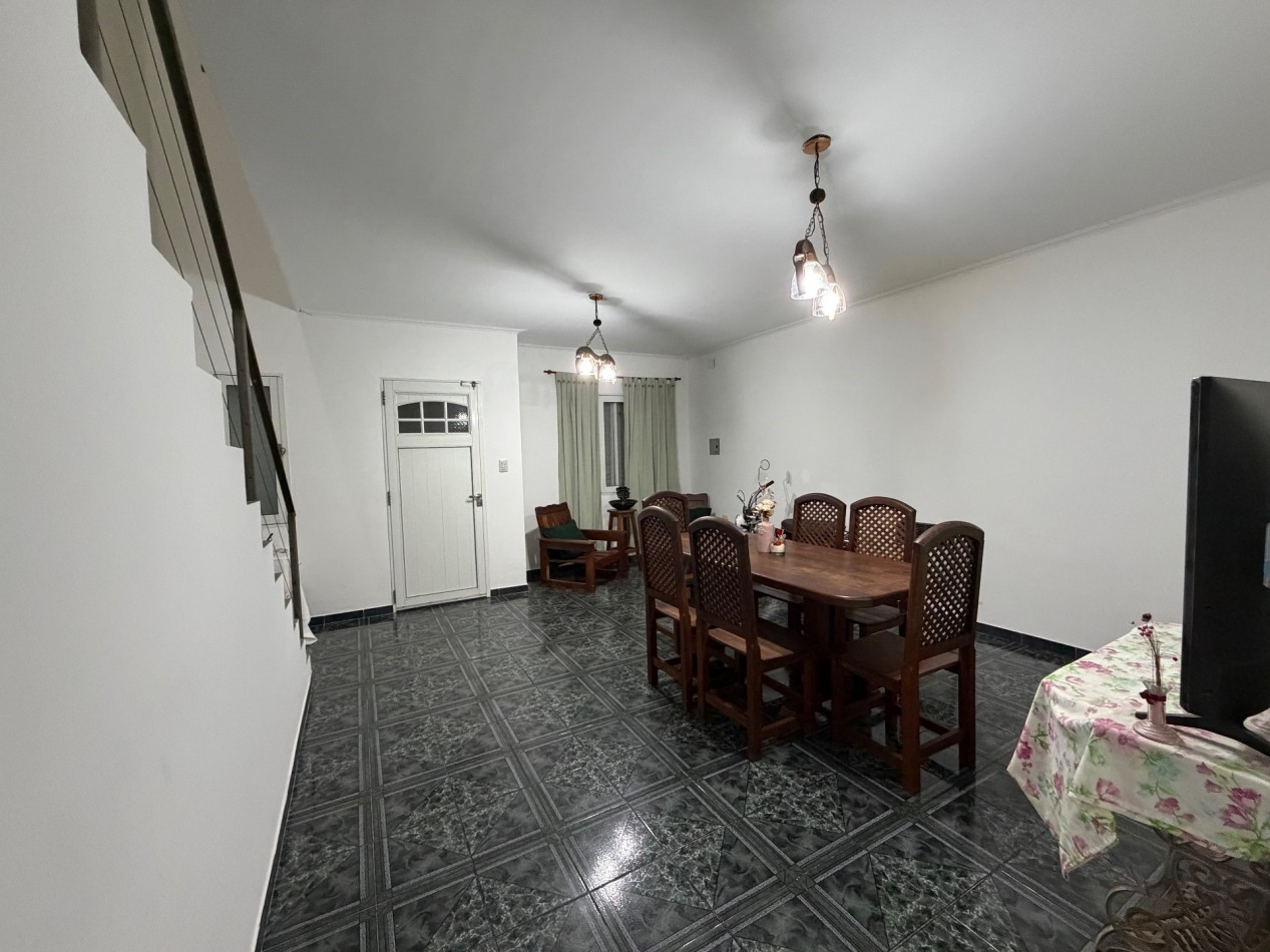 CASA CON PISCINA ! OPORTUNIDAD EN EL CORAZON DE BARRIO BELGRANO 
