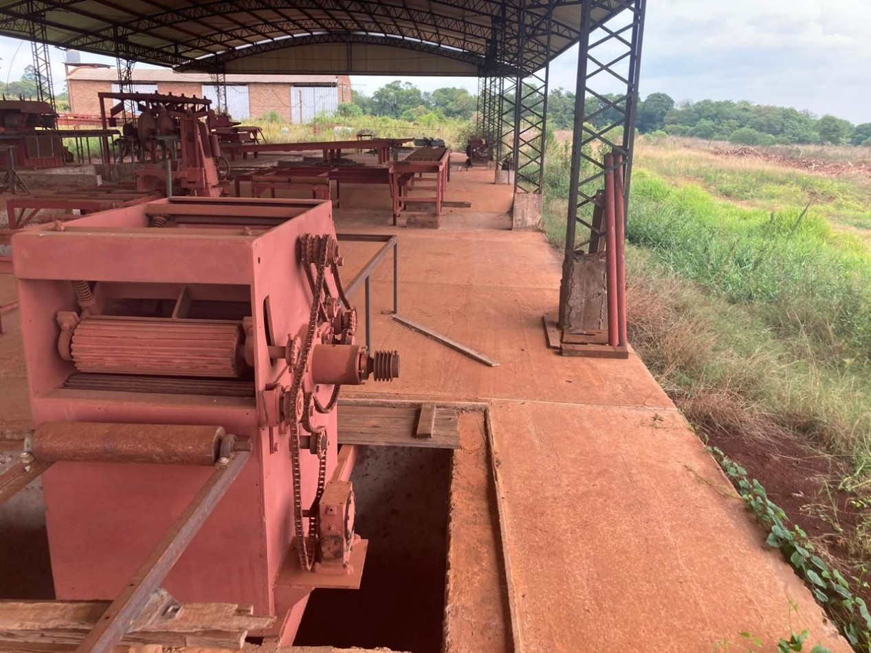 SE VENDE ASERRADERO INDUSTRIAL COMPLETO 