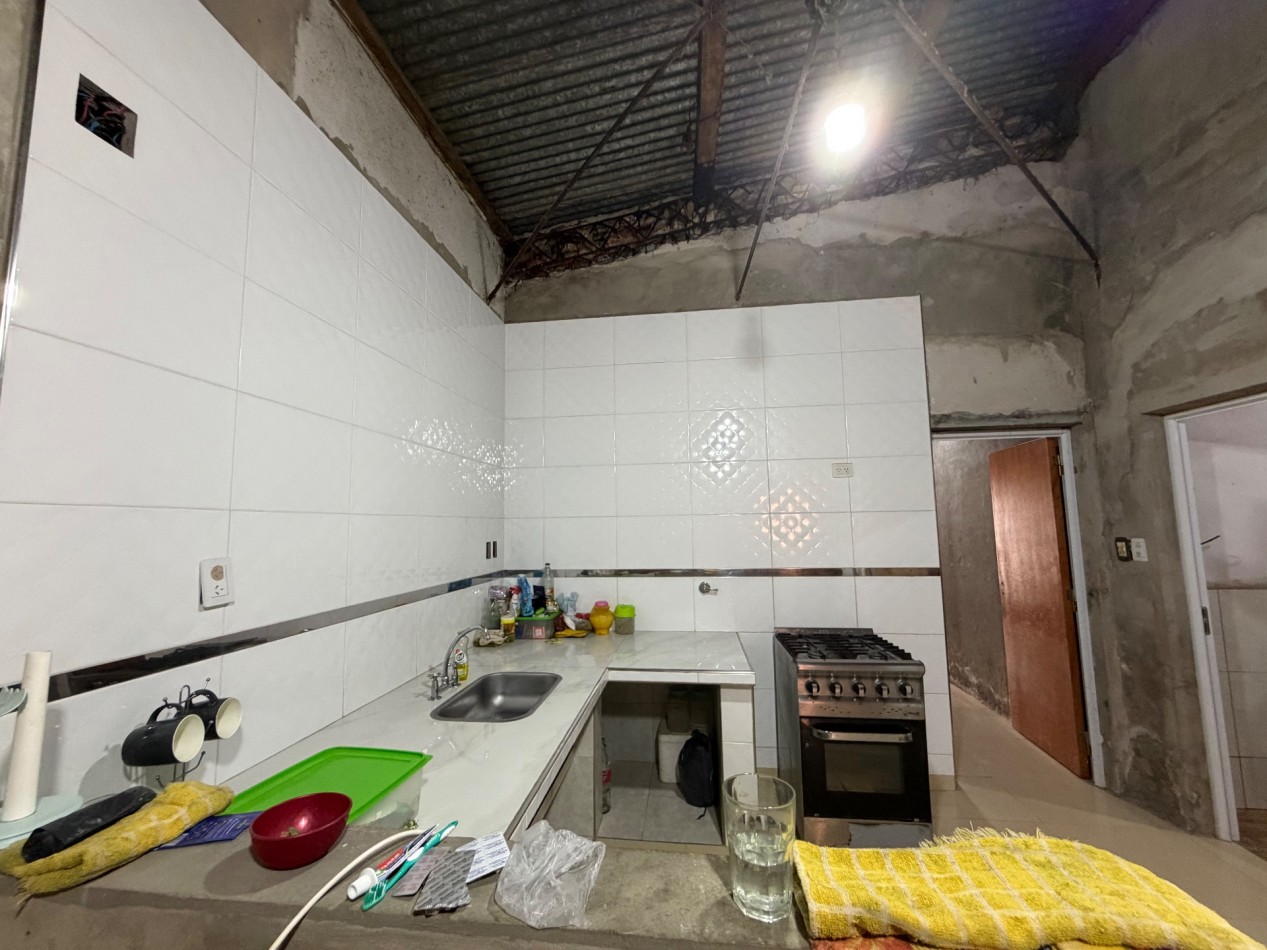 Casa con doble patio y asador !