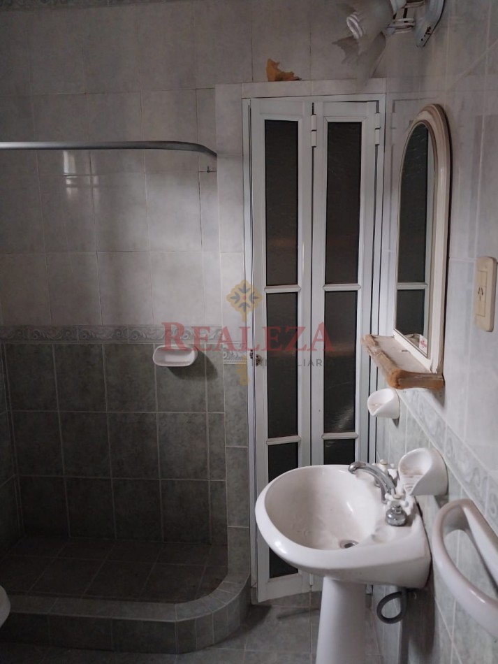 DOS PROPIEDADES EN UNA !! OPORTUNIDAD DE INVERSION O PRIMERA VIVIENDA !!