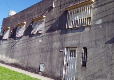 VENTA DE GALPON CON OFICINA MAS DEPARTAMENTO.