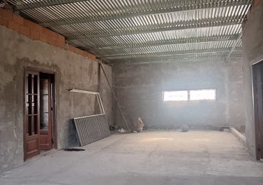 CASA QUINTA en construccion. Terreno 1359 m2. San Jose del Rincon km 7, a mts. de R 1