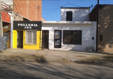 CASA CON LOCALES EN BERUTI AL 5700