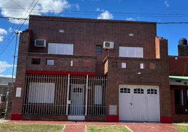 CASA CON PISCINA ! OPORTUNIDAD EN EL CORAZON DE BARRIO BELGRANO 