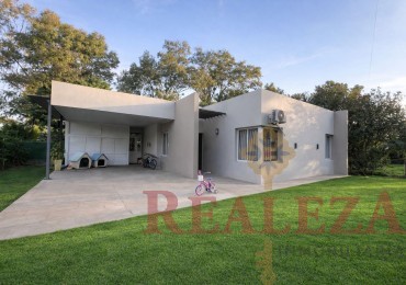 CASA EN LOS MOLINOS 
