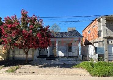 CASA + DEPARTAMENTO - EXCELENTE UBICACION